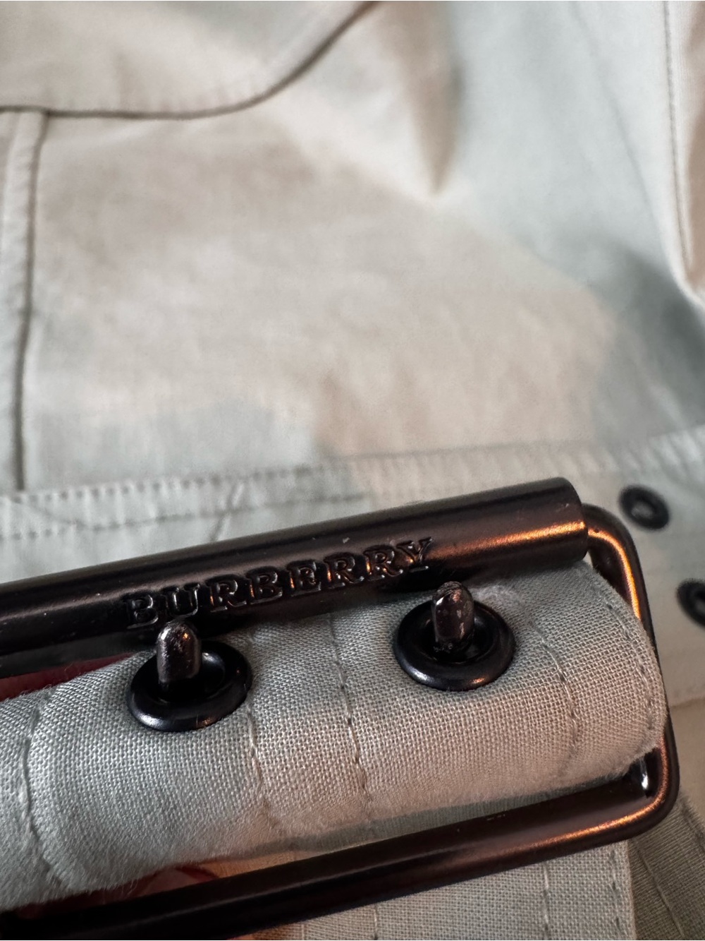 Burberry Cream Coat with Black Logo Patch - Picture 7 of 9